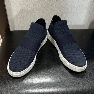 Eileen Fisher Slip on sneaker